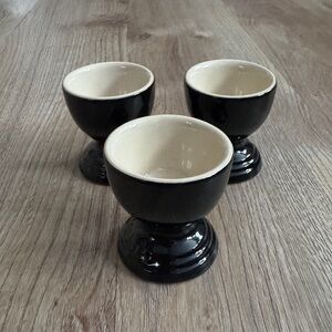 NWT 3 LE CREUSET Footed Egg Cup Holders Stoneware Black Onyx